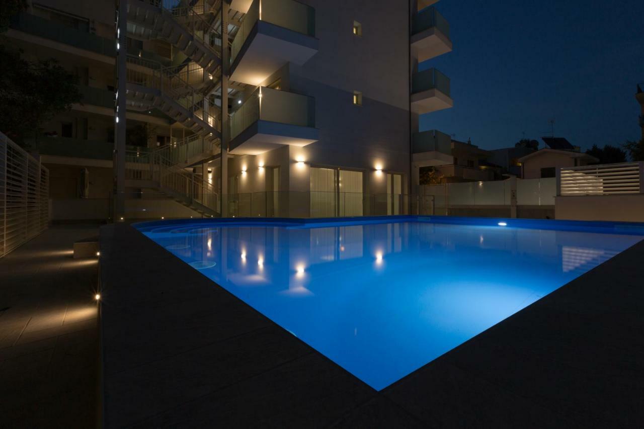 Residence Perla Verde Ριτσιόνε Εξωτερικό φωτογραφία