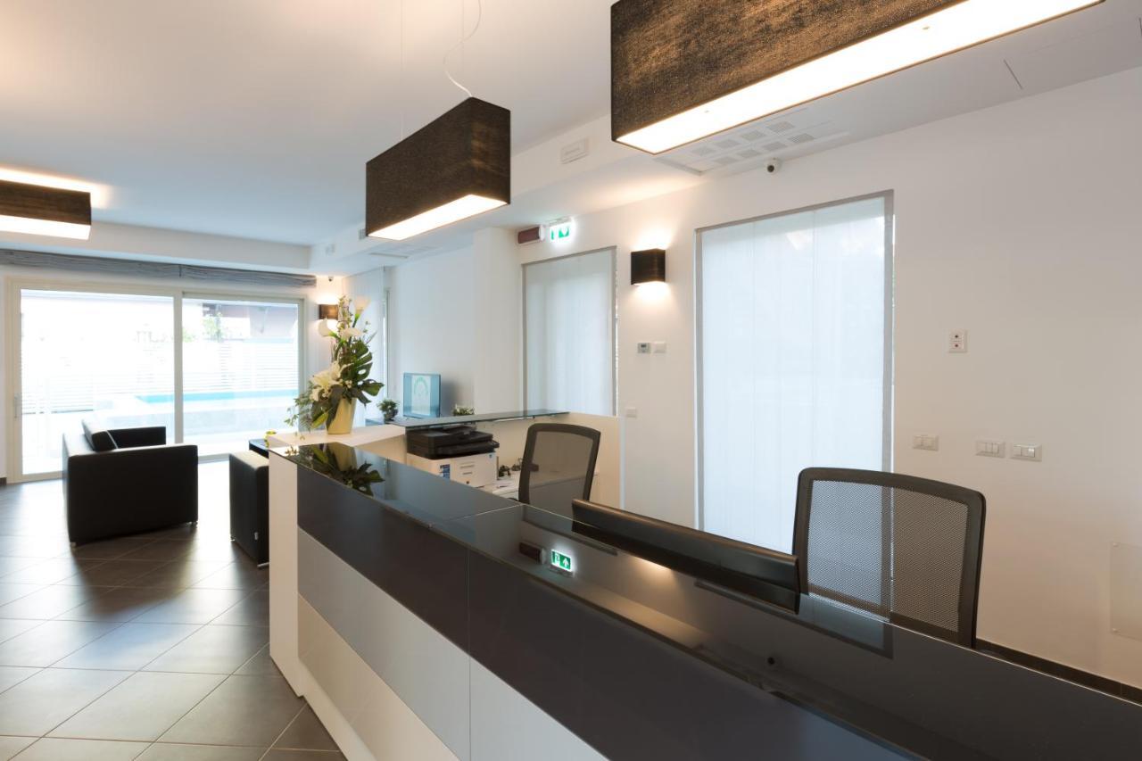 Residence Perla Verde Ριτσιόνε Εξωτερικό φωτογραφία